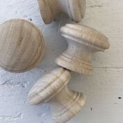 Load image into Gallery viewer, Wooden Knobs 1.5&quot;
